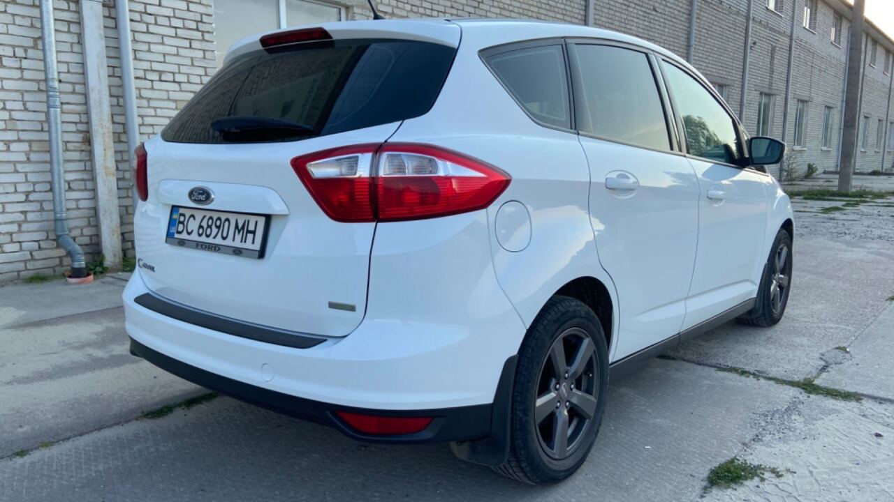 Ford C-Max II image #5